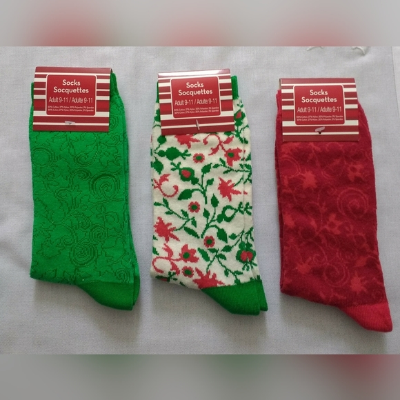 Festive Christmas Socks * 7 pairs - Picture 1 of 6